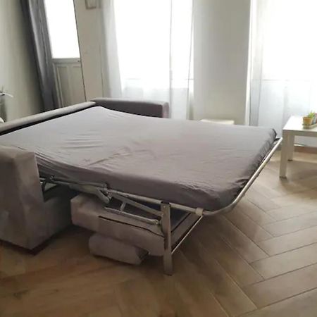 F2 Rez De Chaussee O Meuble De Питивие Екстериор снимка